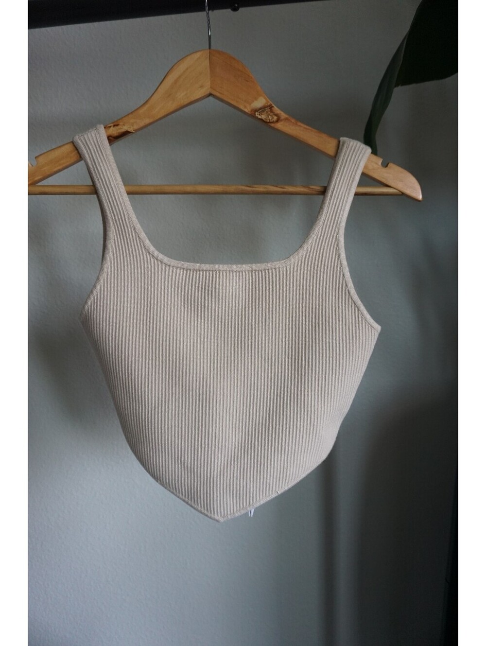 House of Harlow 1960 Ribbed Knit Tank Pointed Hem Beige S NWT